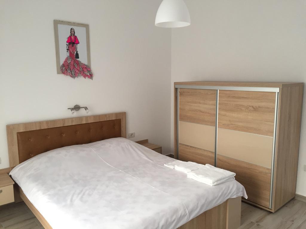 Aby Sunrise Hotel Orsova Ngoại thất bức ảnh