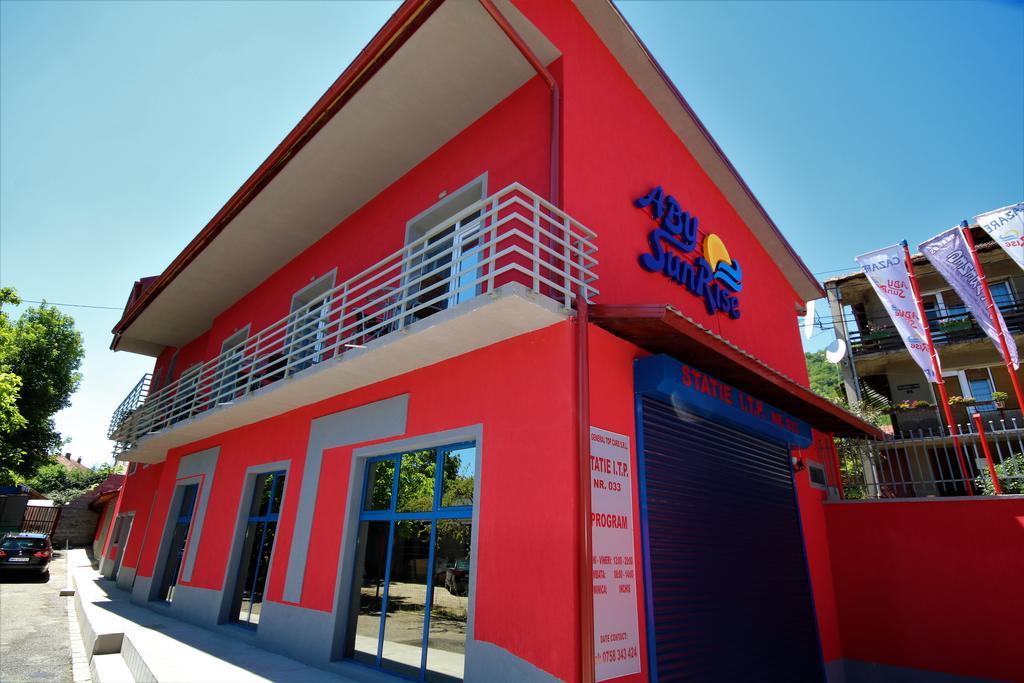 Aby Sunrise Hotel Orsova Ngoại thất bức ảnh