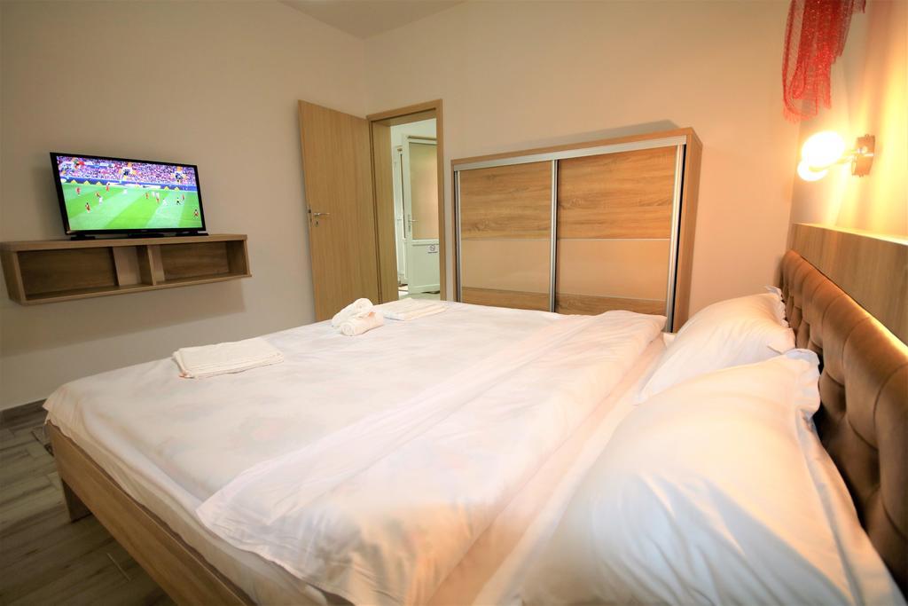 Aby Sunrise Hotel Orsova Ngoại thất bức ảnh