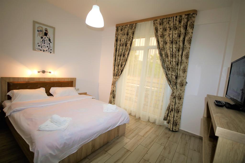 Aby Sunrise Hotel Orsova Ngoại thất bức ảnh