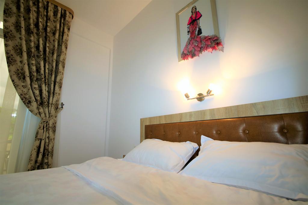 Aby Sunrise Hotel Orsova Ngoại thất bức ảnh